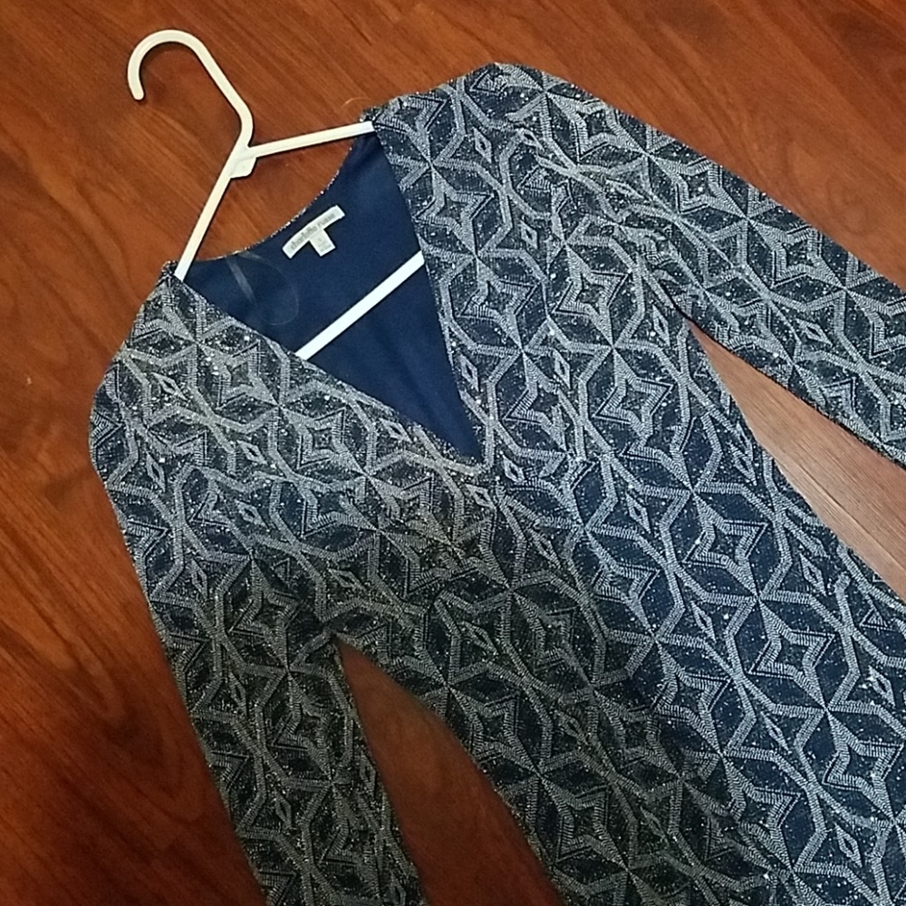 Dress - Picture 4 of 4